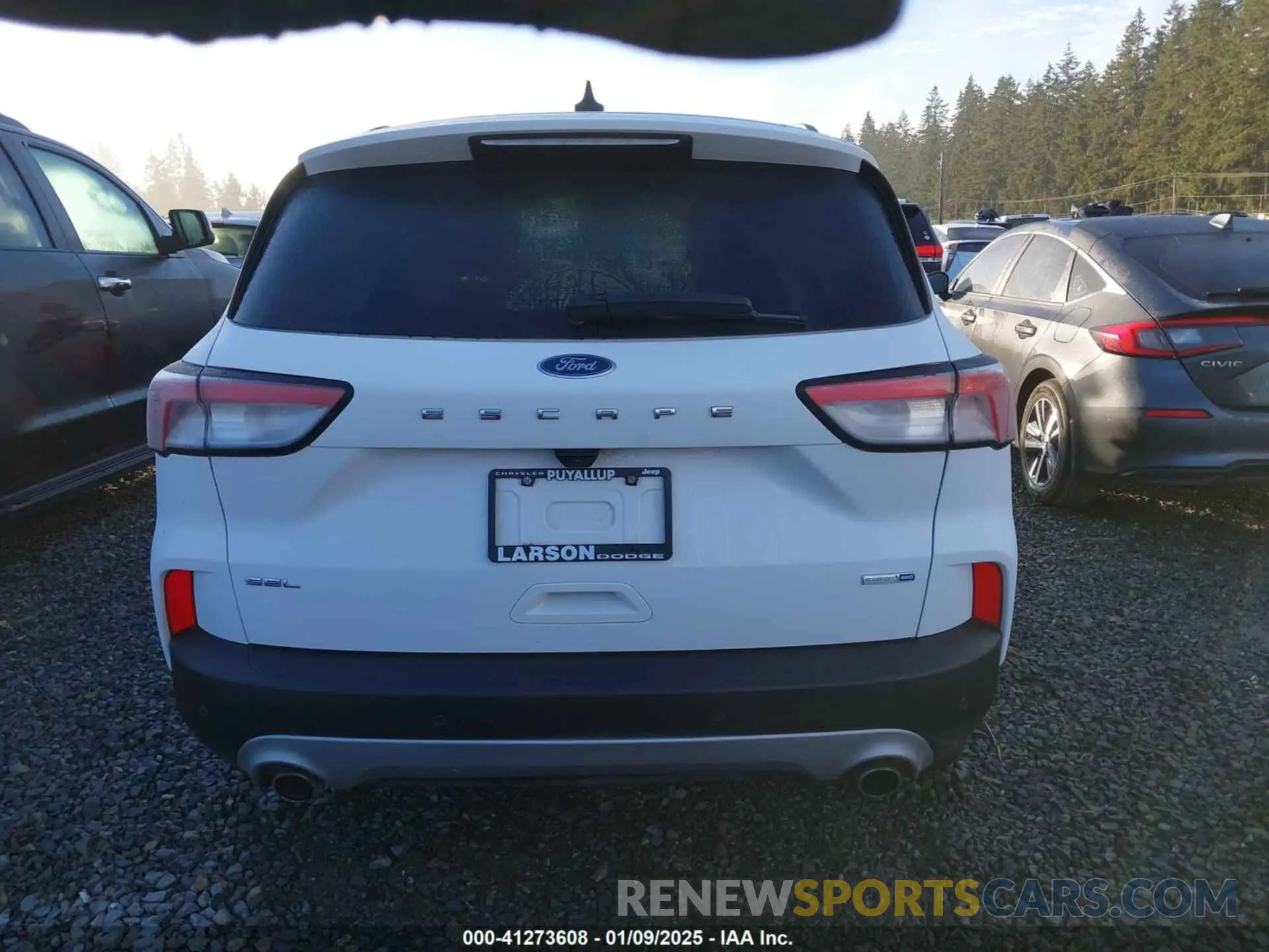 17 fotografías del automóvil dañado 1FMCU9H62LUB26979 FORD ESCAPE 2020