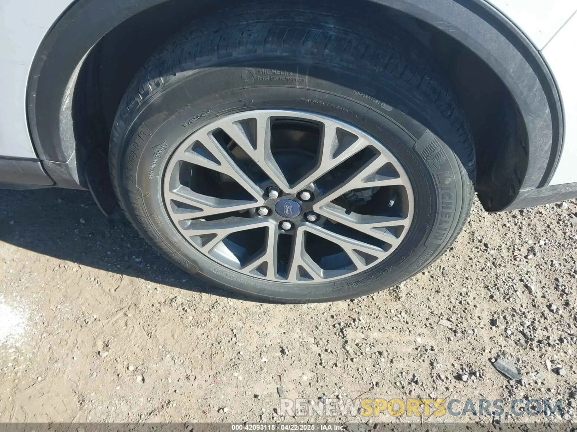 12 fotografías del automóvil dañado 1FMCU9H63LUC37945 FORD ESCAPE 2020