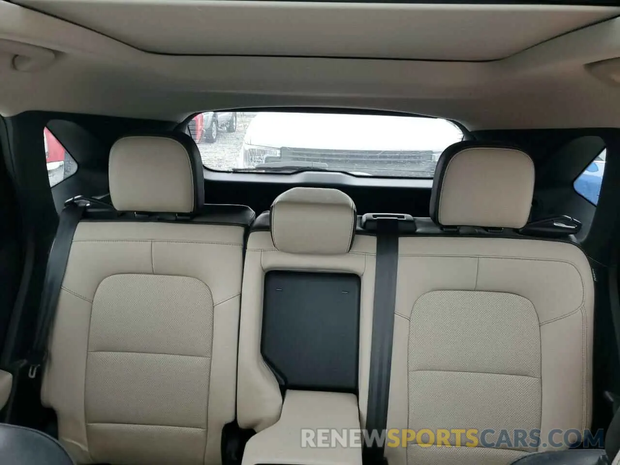 10 fotografías del automóvil dañado 1FMCU9H64LUA33042 FORD ESCAPE 2020