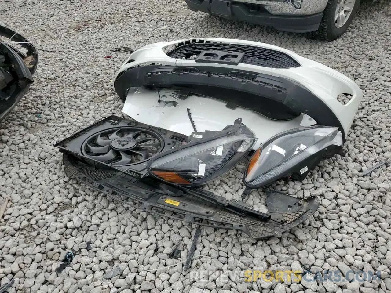 13 fotografías del automóvil dañado 1FMCU9H64LUA33042 FORD ESCAPE 2020