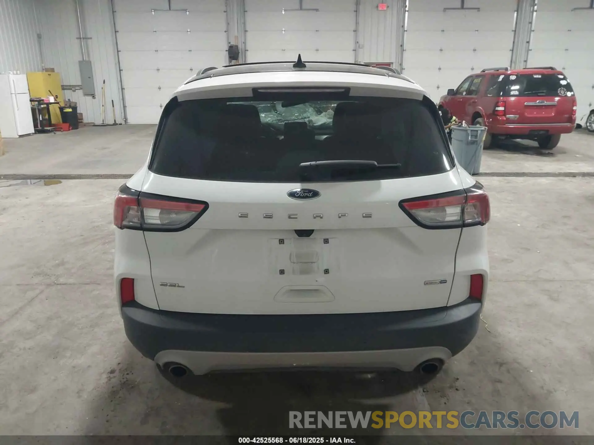 16 fotografías del automóvil dañado 1FMCU9H64LUA52688 FORD ESCAPE 2020