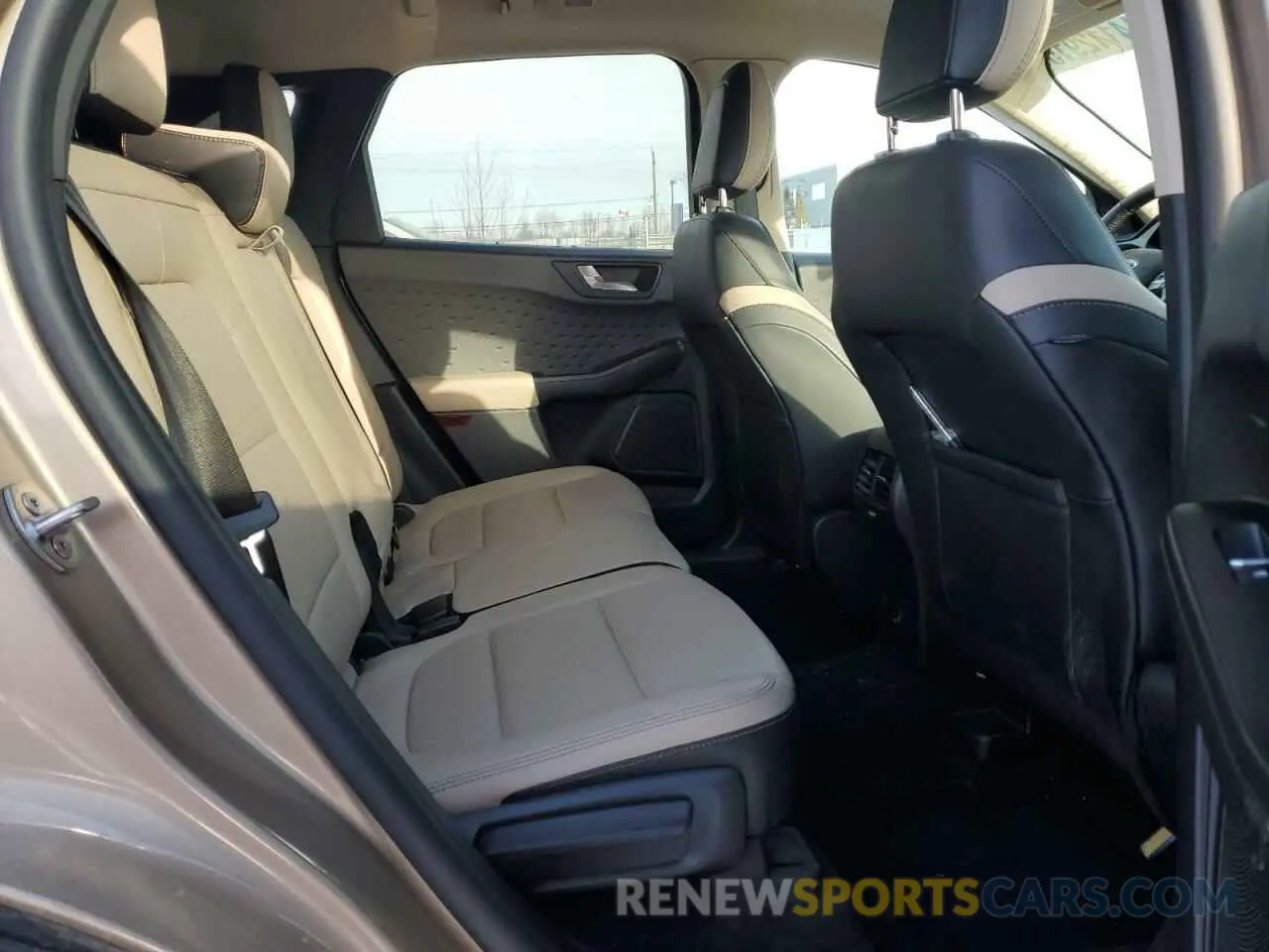 11 fotografías del automóvil dañado 1FMCU9H64LUB52791 FORD ESCAPE 2020