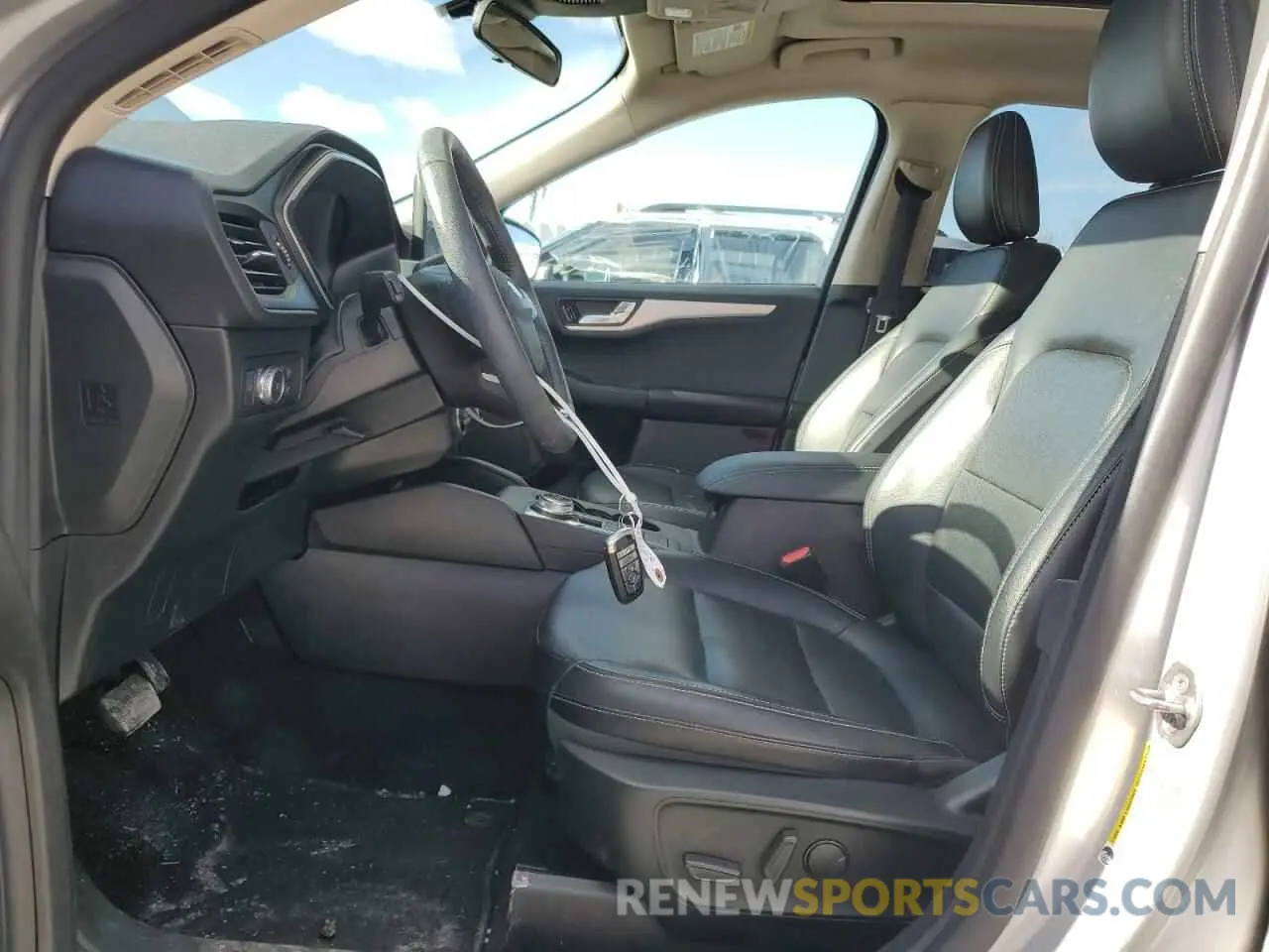 7 fotografías del automóvil dañado 1FMCU9H65LUA04133 FORD ESCAPE 2020