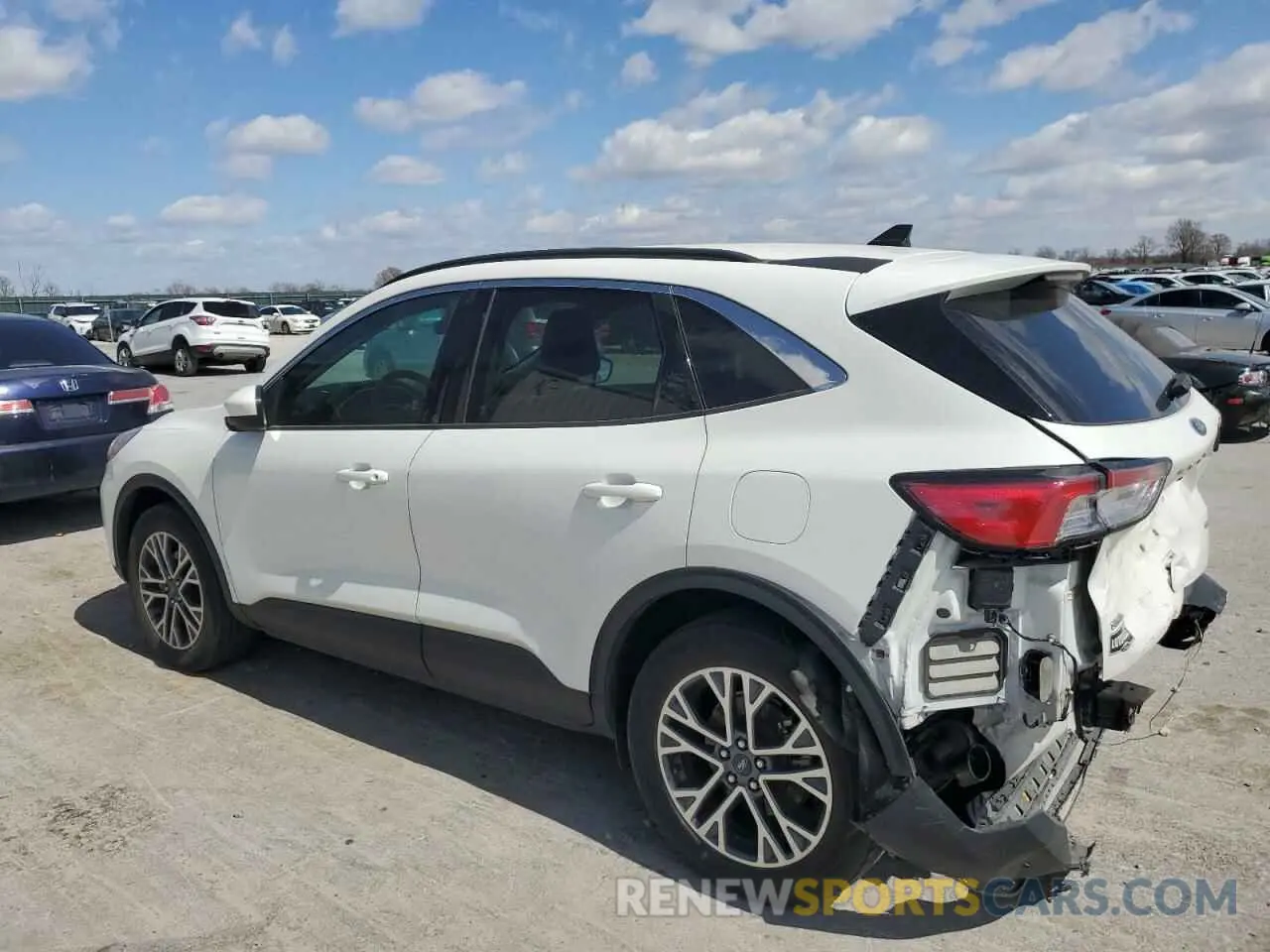 2 fotografías del automóvil dañado 1FMCU9H65LUC68940 FORD ESCAPE 2020