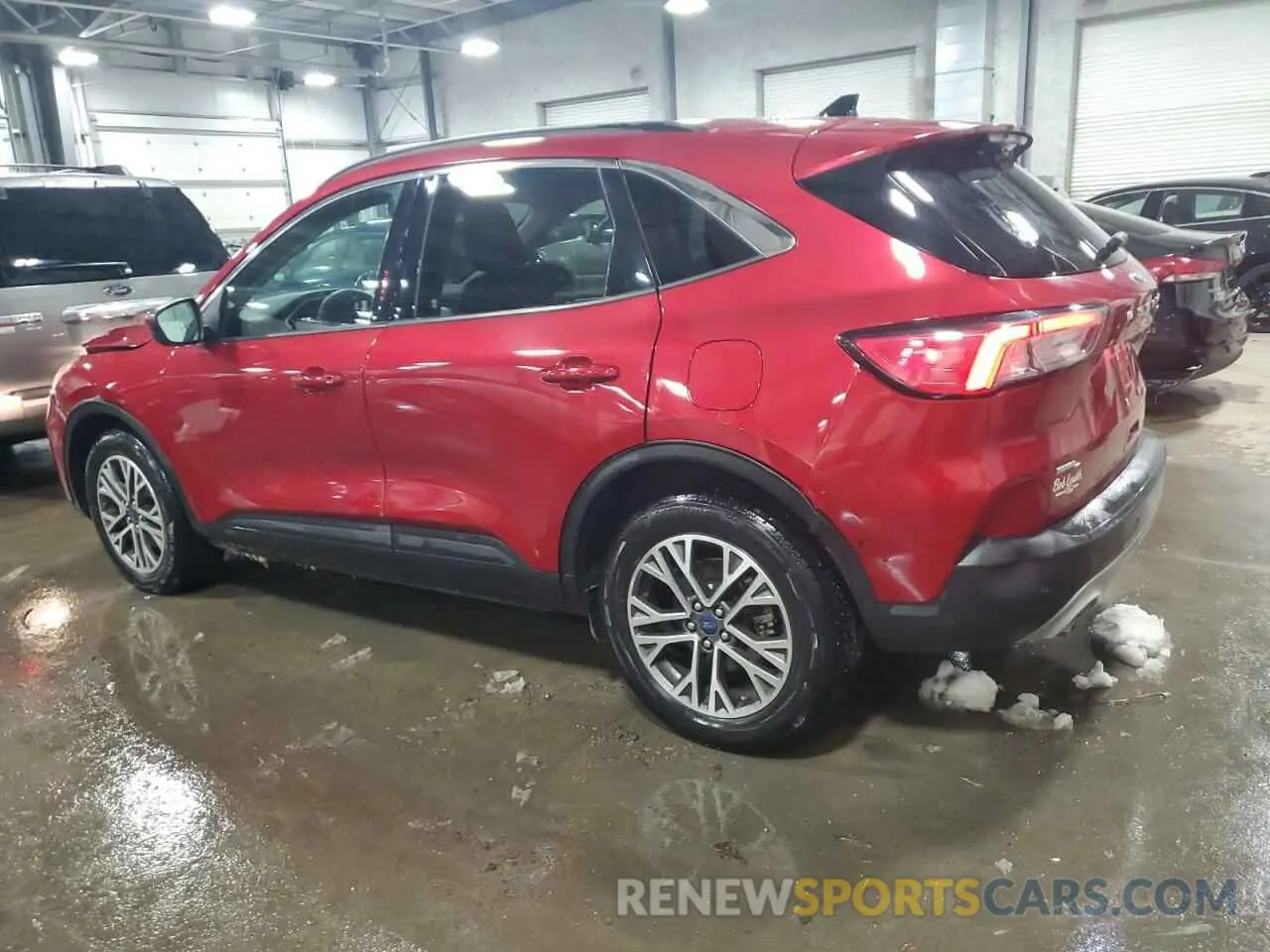 2 fotografías del automóvil dañado 1FMCU9H66LUA56810 FORD ESCAPE 2020