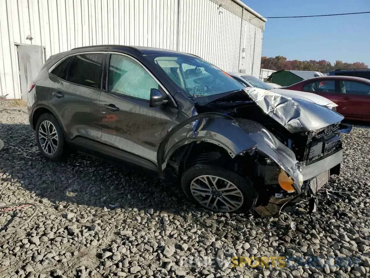 4 fotografías del automóvil dañado 1FMCU9H67LUA89671 FORD ESCAPE 2020