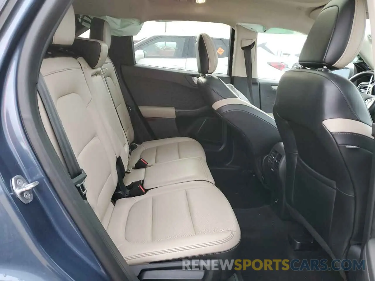 11 fotografías del automóvil dañado 1FMCU9H67LUC48303 FORD ESCAPE 2020