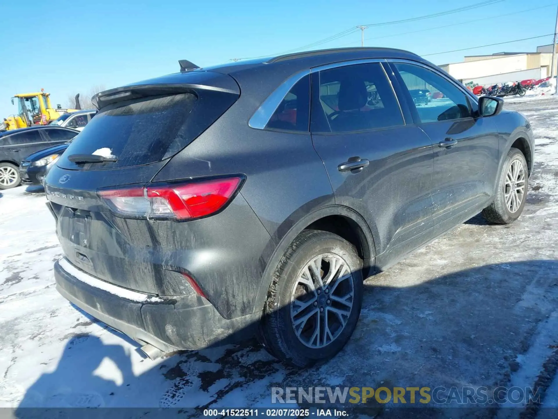 4 fotografías del automóvil dañado 1FMCU9H68LUC68141 FORD ESCAPE 2020