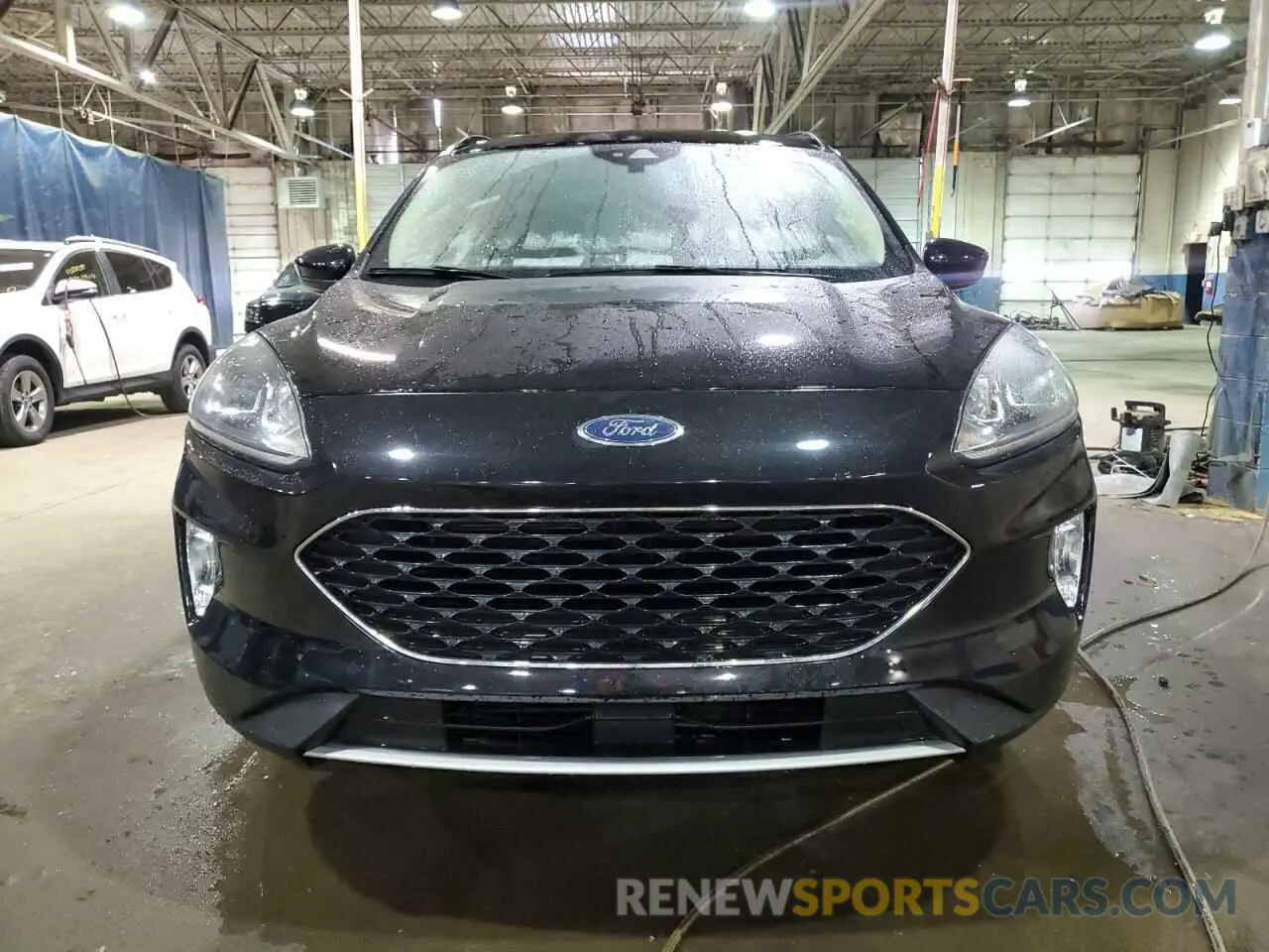 5 fotografías del automóvil dañado 1FMCU9H68LUC77289 FORD ESCAPE 2020