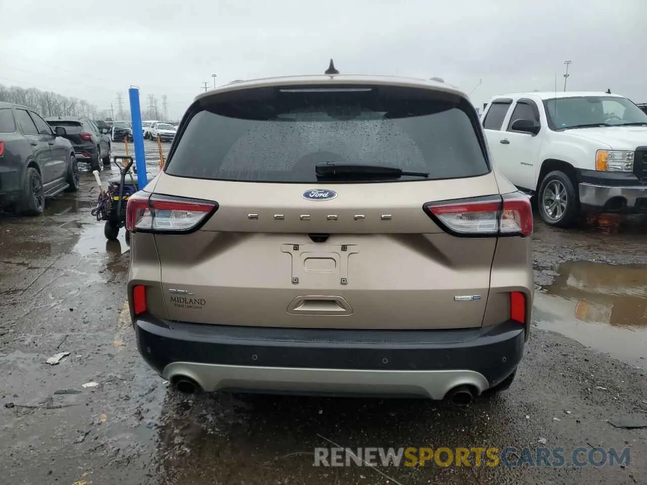 6 fotografías del automóvil dañado 1FMCU9H69LUA51813 FORD ESCAPE 2020