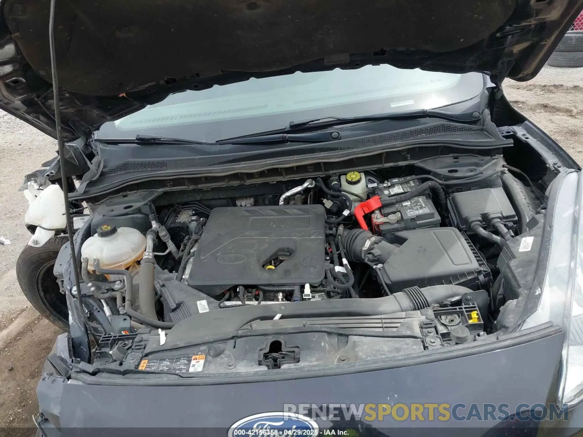 10 fotografías del automóvil dañado 1FMCU9H6XLUB74228 FORD ESCAPE 2020