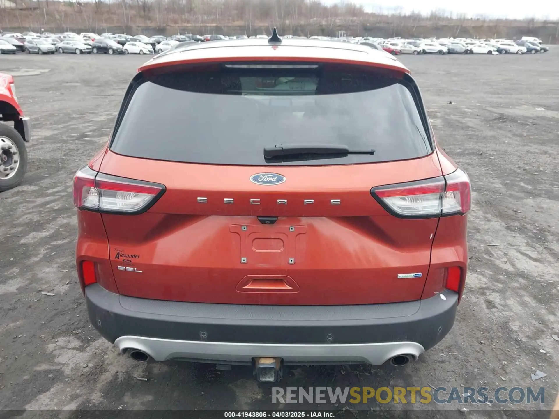 16 fotografías del automóvil dañado 1FMCU9H90LUA39401 FORD ESCAPE 2020