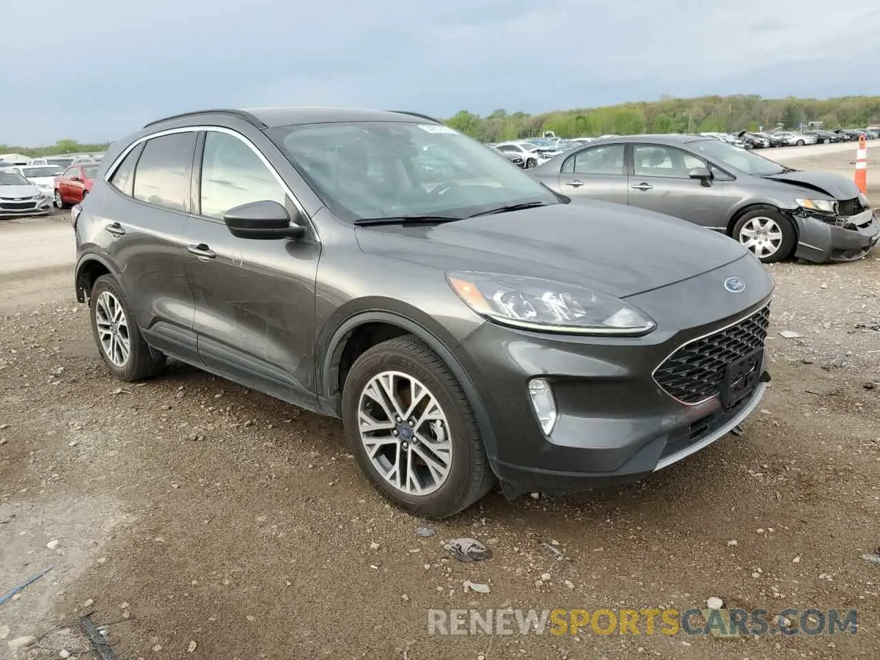 4 fotografías del automóvil dañado 1FMCU9H90LUC22250 FORD ESCAPE 2020