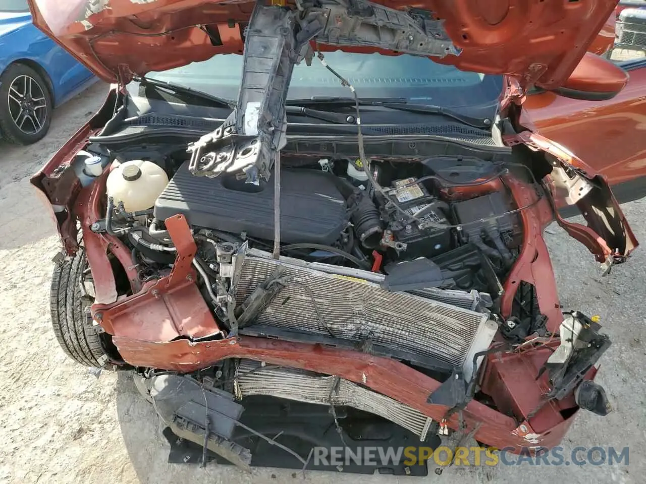 12 fotografías del automóvil dañado 1FMCU9H91LUB01033 FORD ESCAPE 2020
