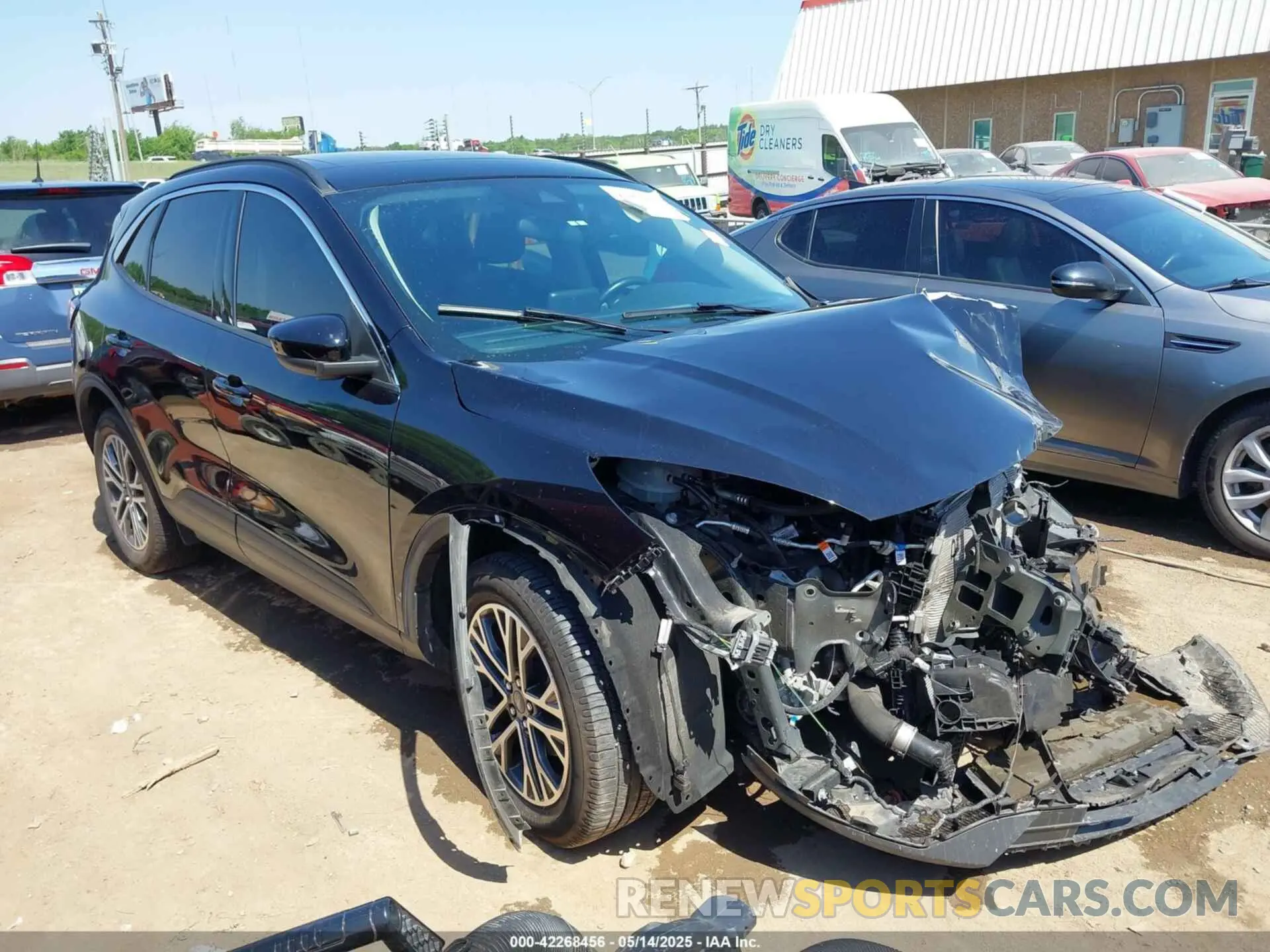 1 fotografías del automóvil dañado 1FMCU9H91LUB86584 FORD ESCAPE 2020