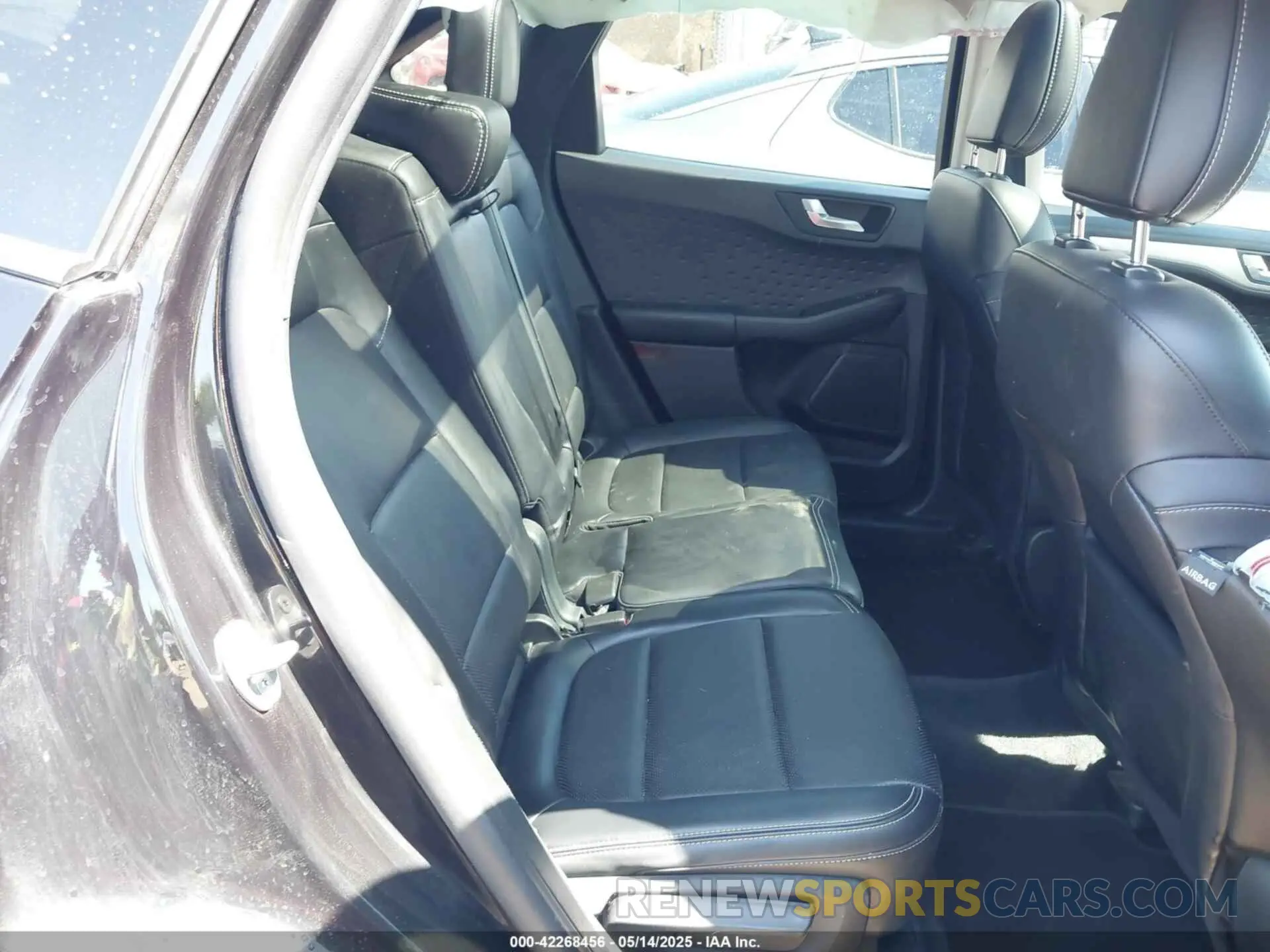 8 fotografías del automóvil dañado 1FMCU9H91LUB86584 FORD ESCAPE 2020