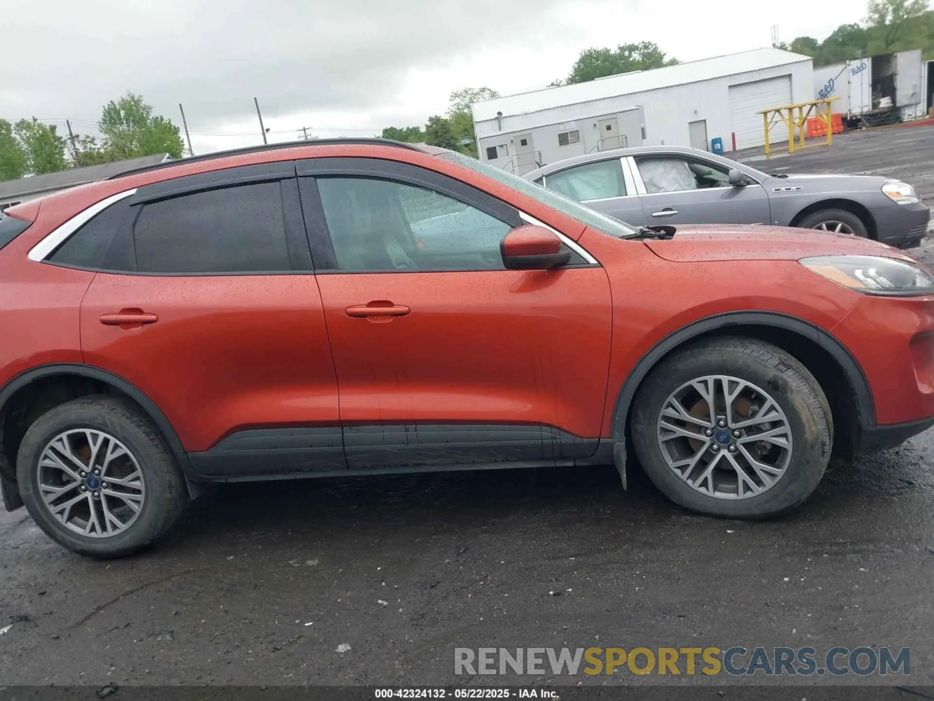 13 fotografías del automóvil dañado 1FMCU9H94LUA45296 FORD ESCAPE 2020