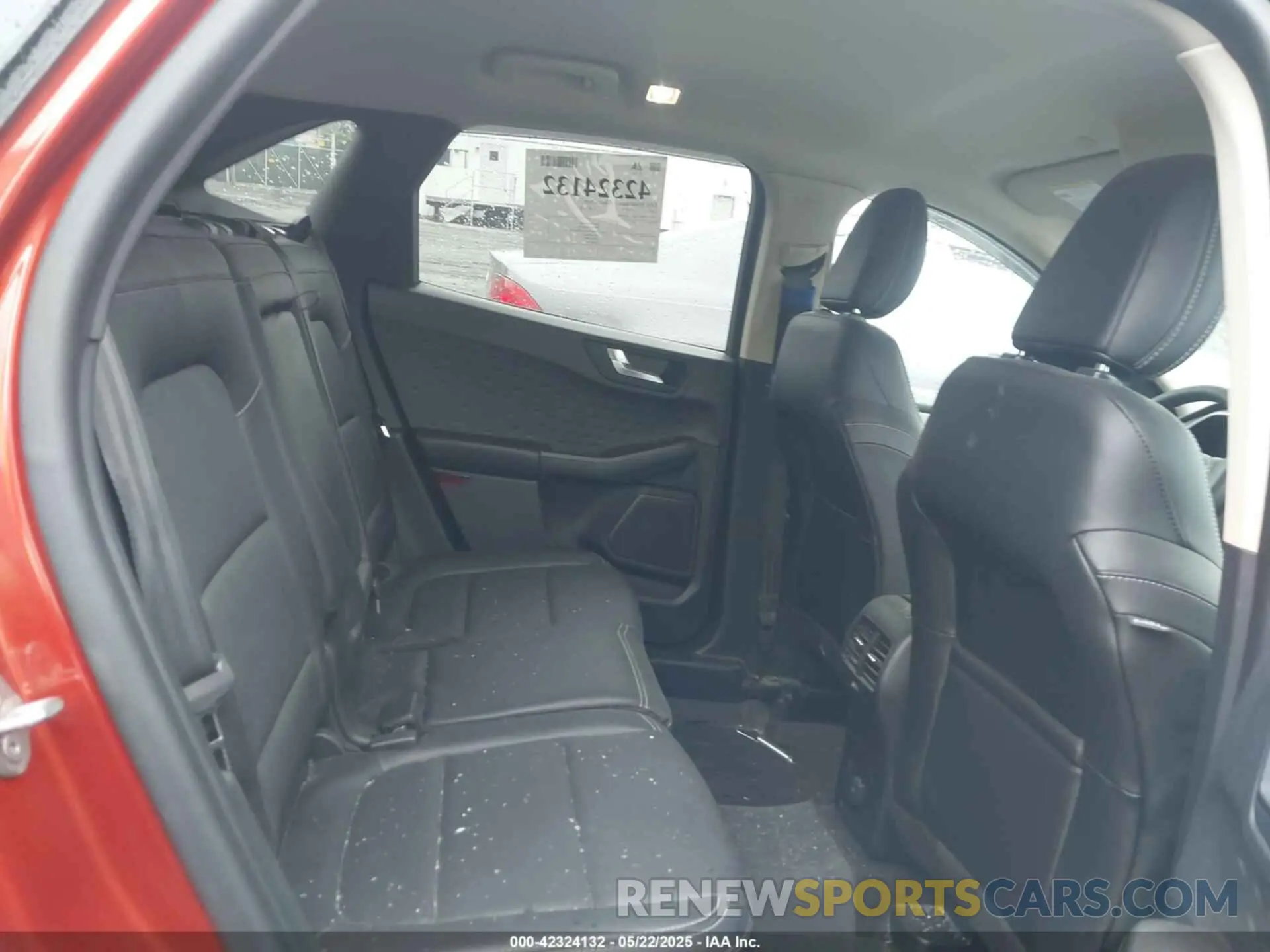 8 fotografías del automóvil dañado 1FMCU9H94LUA45296 FORD ESCAPE 2020