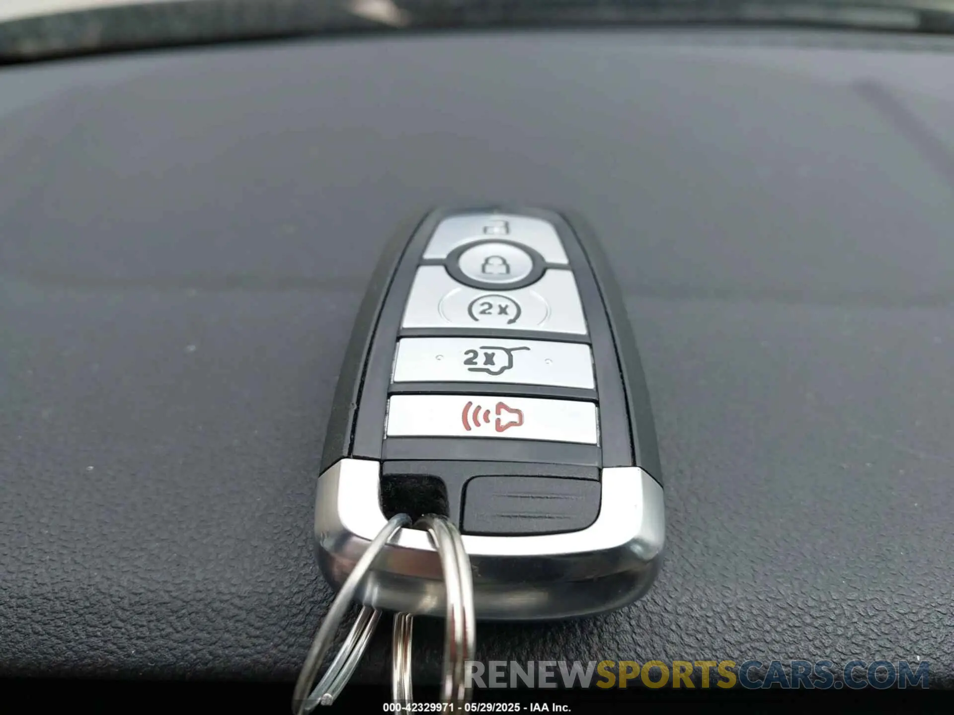 11 fotografías del automóvil dañado 1FMCU9H96LUB04185 FORD ESCAPE 2020