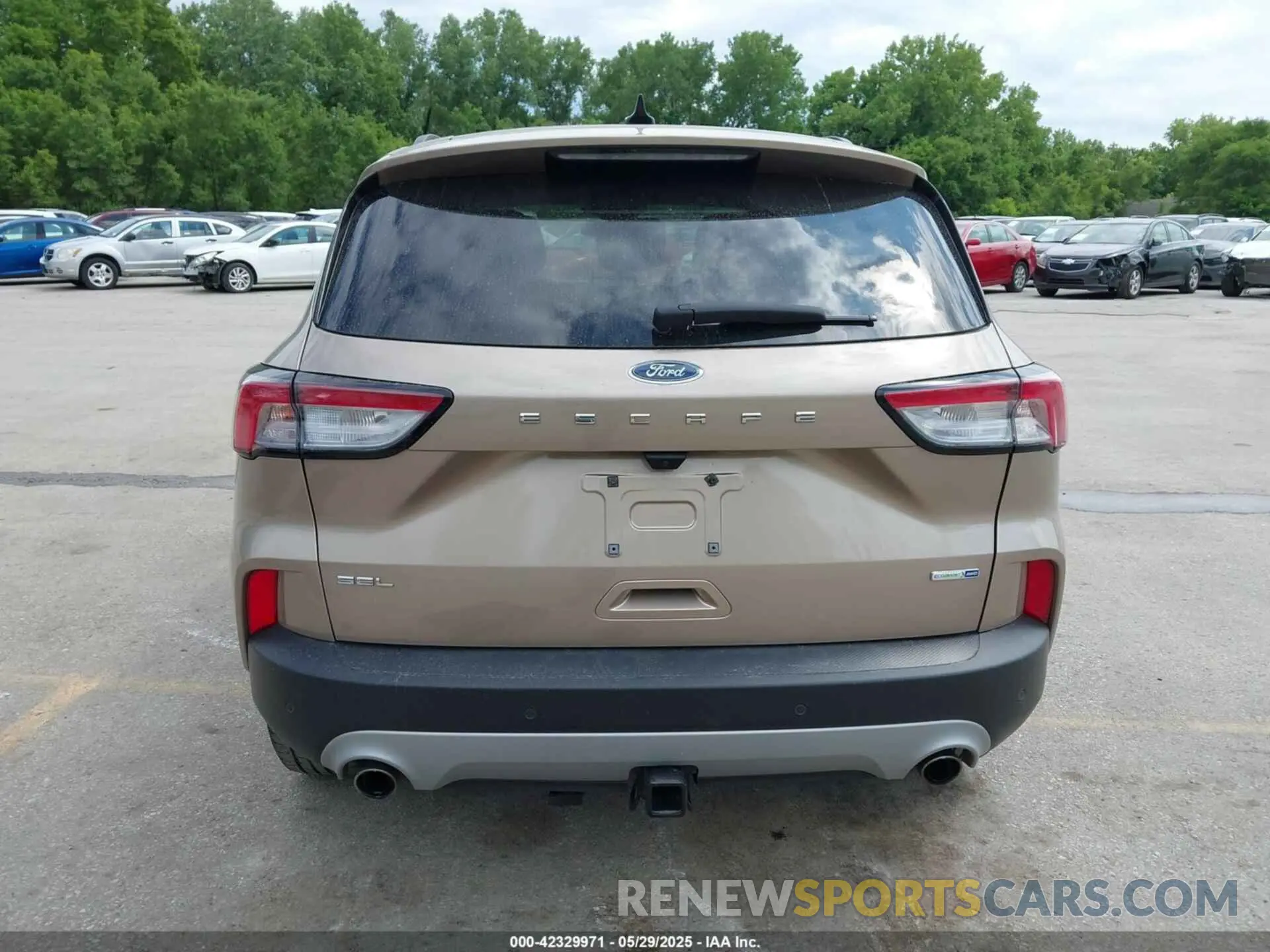 17 fotografías del automóvil dañado 1FMCU9H96LUB04185 FORD ESCAPE 2020