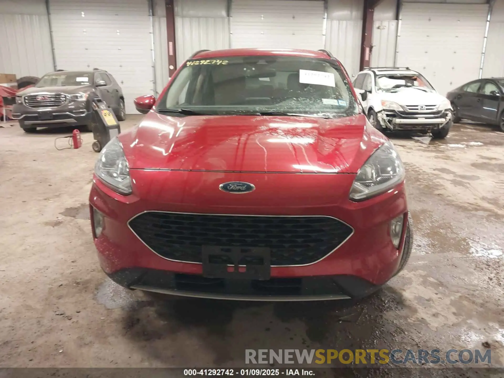 12 fotografías del automóvil dañado 1FMCU9H99LUB22955 FORD ESCAPE 2020