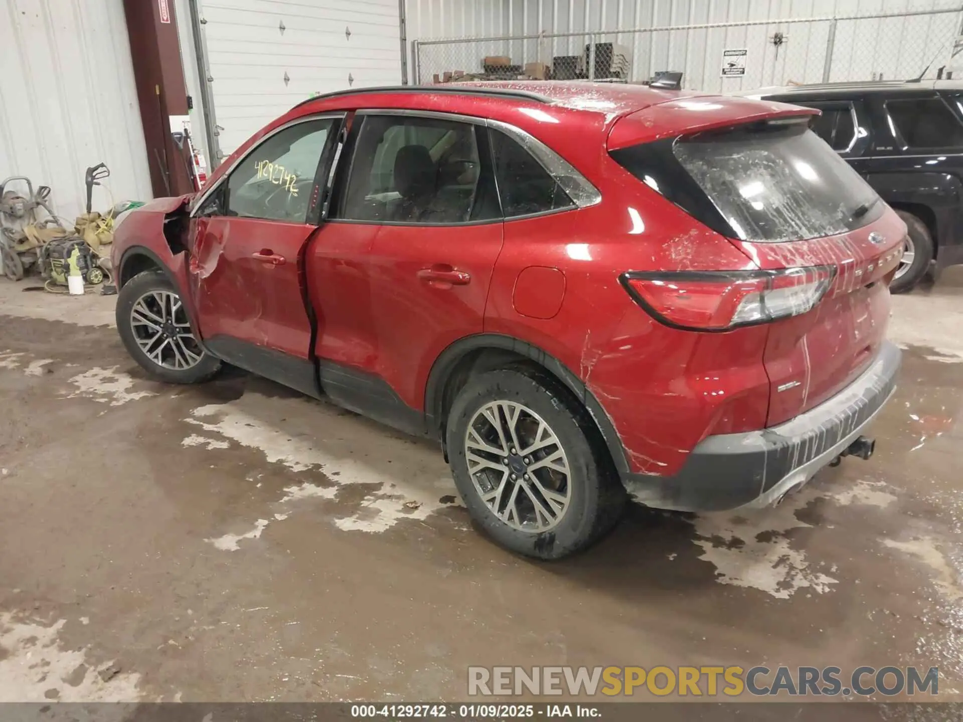 3 fotografías del automóvil dañado 1FMCU9H99LUB22955 FORD ESCAPE 2020