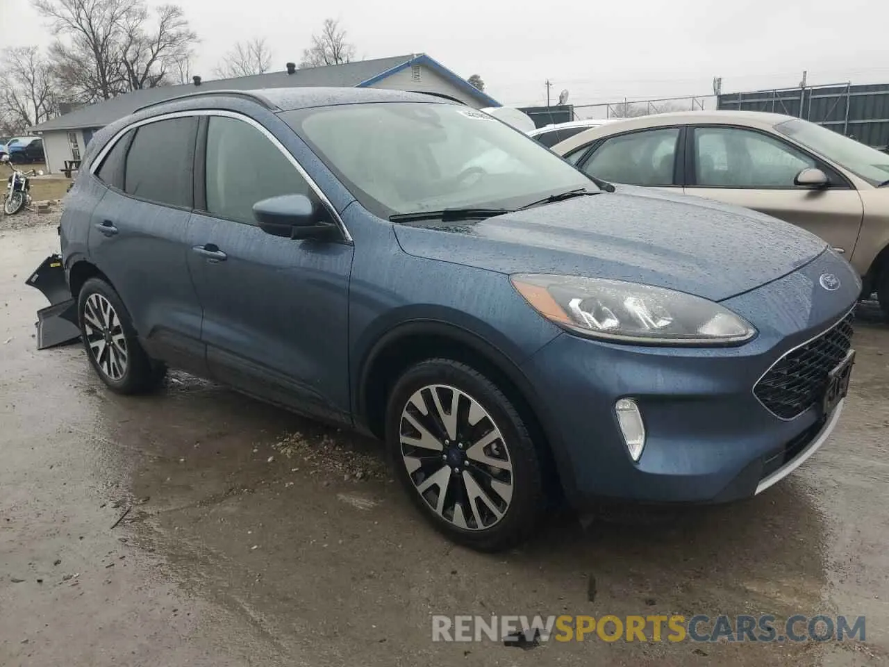 4 fotografías del automóvil dañado 1FMCU9H9XLUC43042 FORD ESCAPE 2020