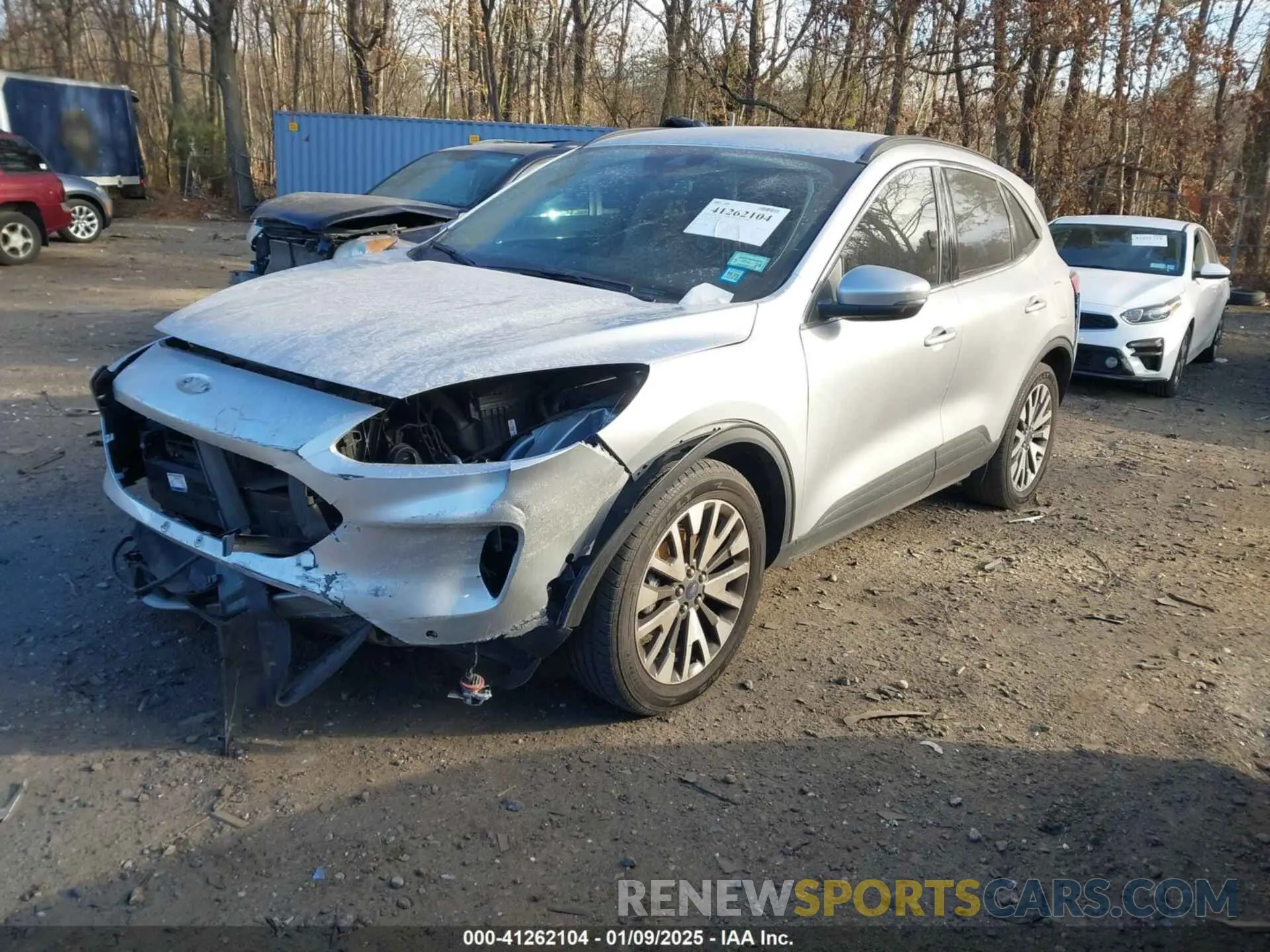 2 fotografías del automóvil dañado 1FMCU9J91LUB17968 FORD ESCAPE 2020