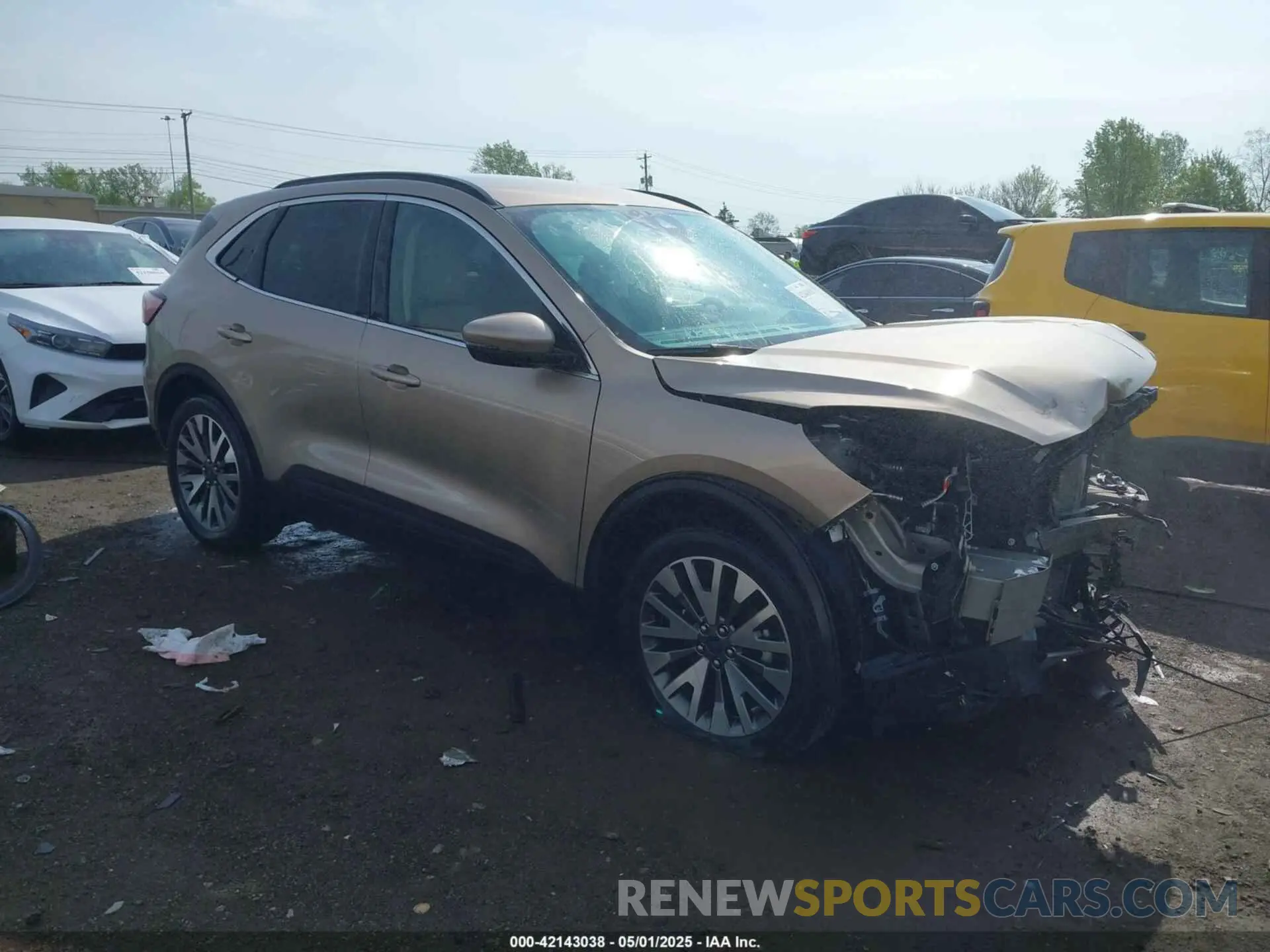 1 fotografías del automóvil dañado 1FMCU9J92LUB48243 FORD ESCAPE 2020
