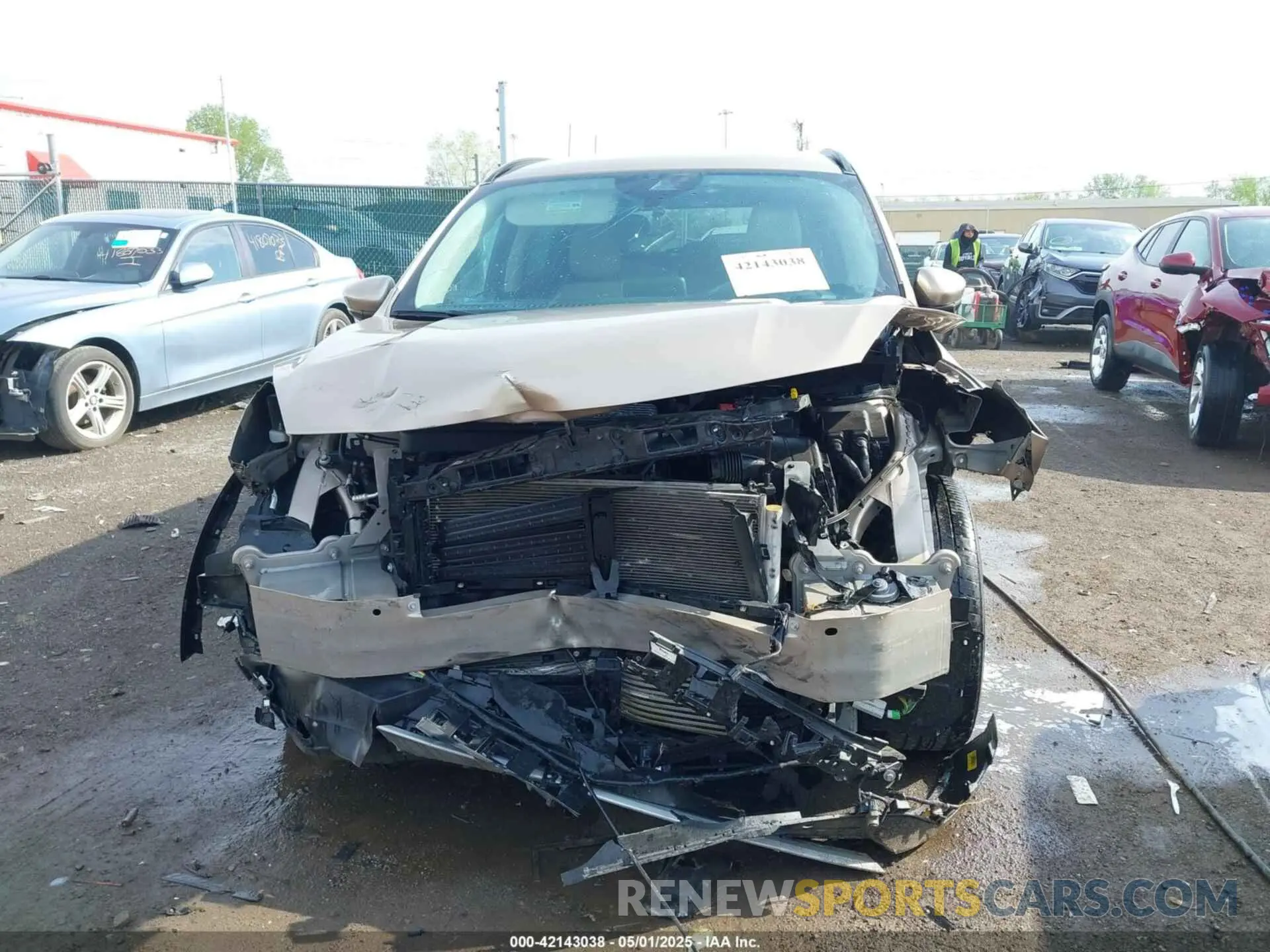 6 fotografías del automóvil dañado 1FMCU9J92LUB48243 FORD ESCAPE 2020