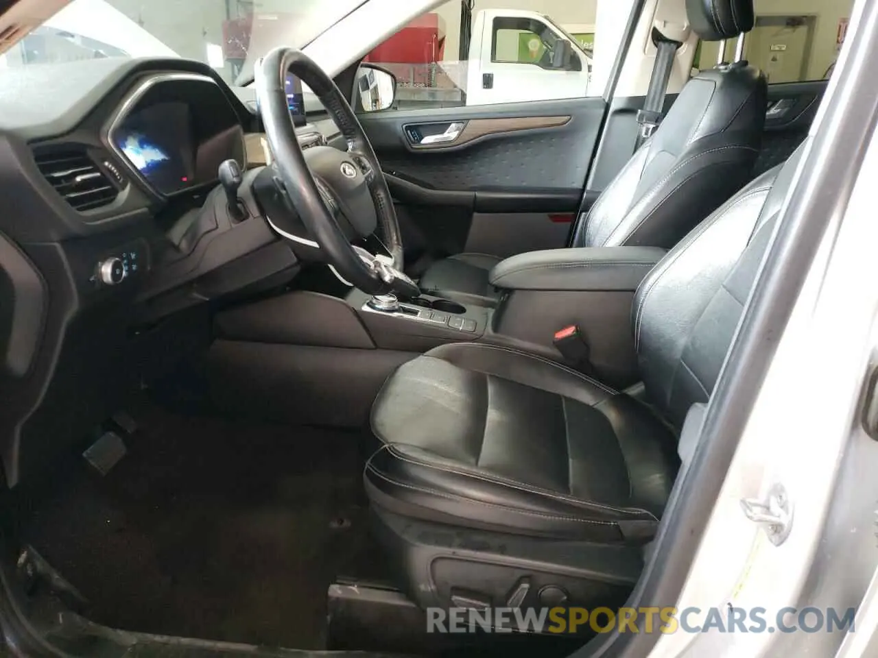 7 fotografías del automóvil dañado 1FMCU9J93LUA37510 FORD ESCAPE 2020