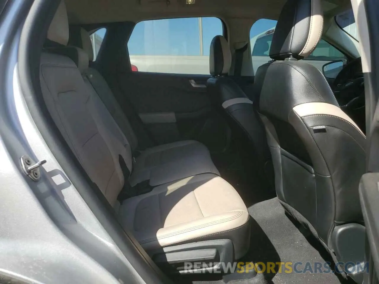11 fotografías del automóvil dañado 1FMCU9J94LUB45439 FORD ESCAPE 2020