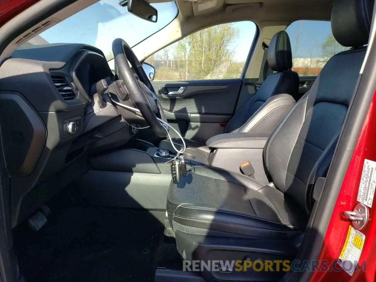 7 fotografías del automóvil dañado 1FMCU9J94LUC68545 FORD ESCAPE 2020