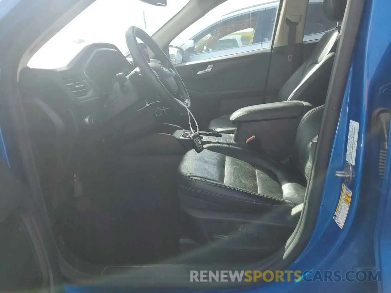 7 fotografías del automóvil dañado 1FMCU9J95LUA37315 FORD ESCAPE 2020