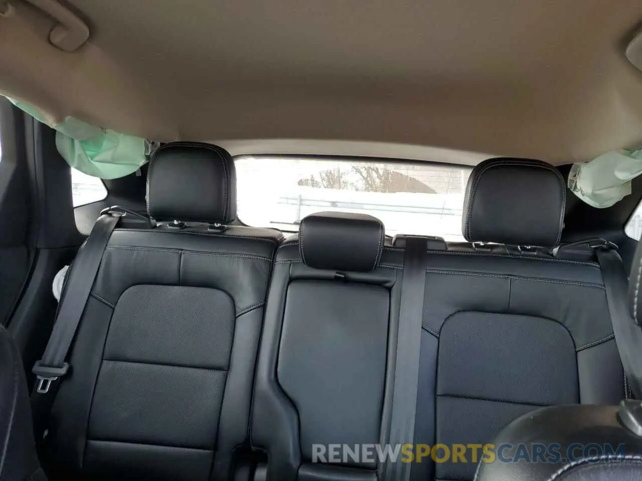 10 fotografías del automóvil dañado 1FMCU9J95LUB75968 FORD ESCAPE 2020