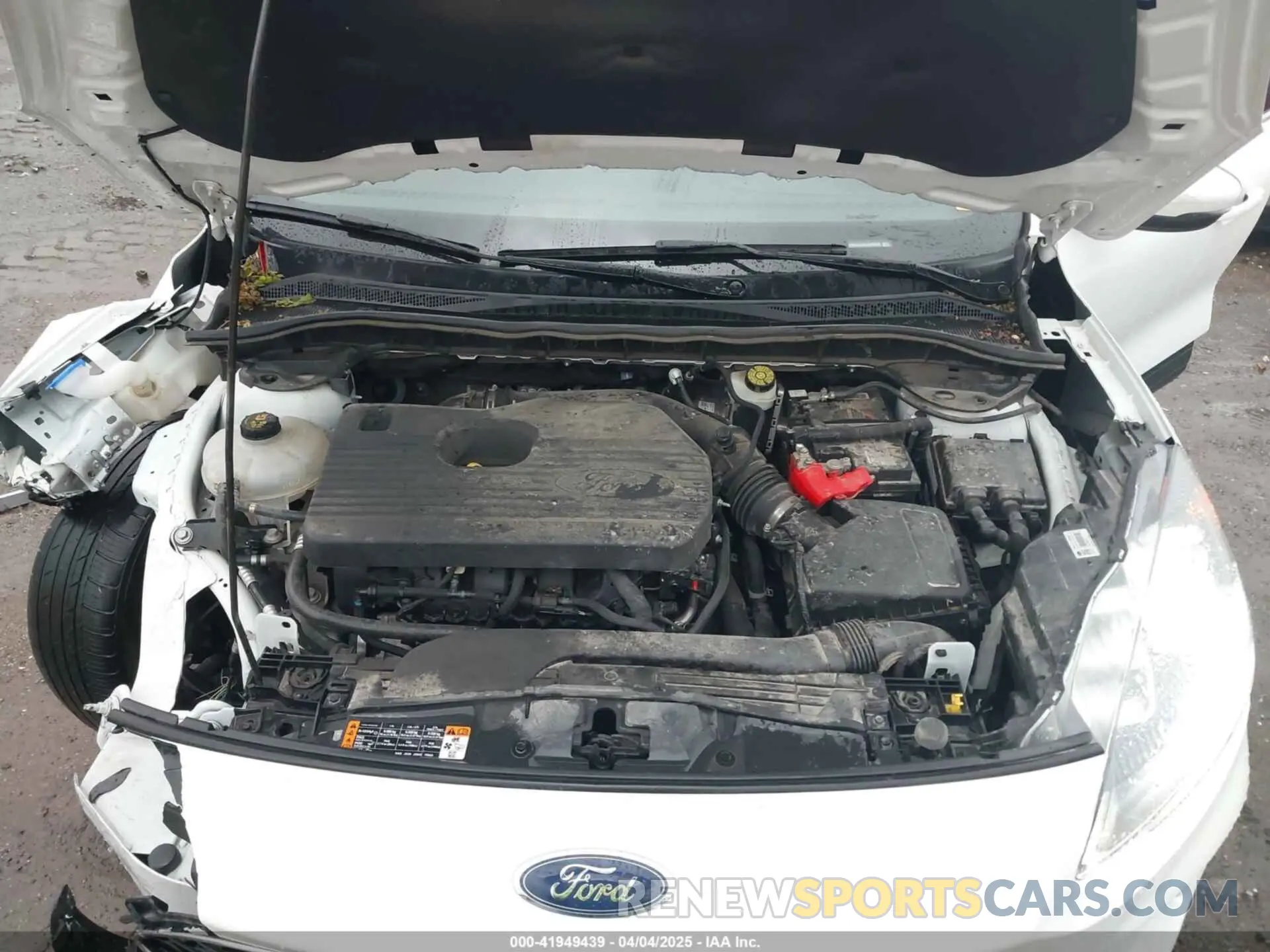10 fotografías del automóvil dañado 1FMCU9J98LUA35056 FORD ESCAPE 2020