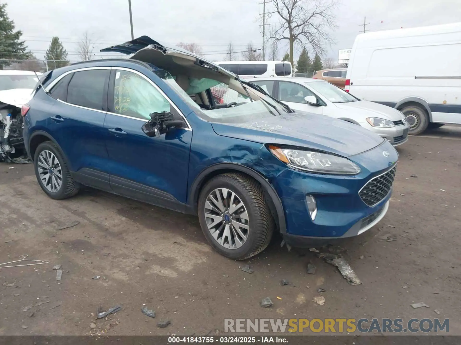 1 fotografías del automóvil dañado 1FMCU9J98LUC00068 FORD ESCAPE 2020