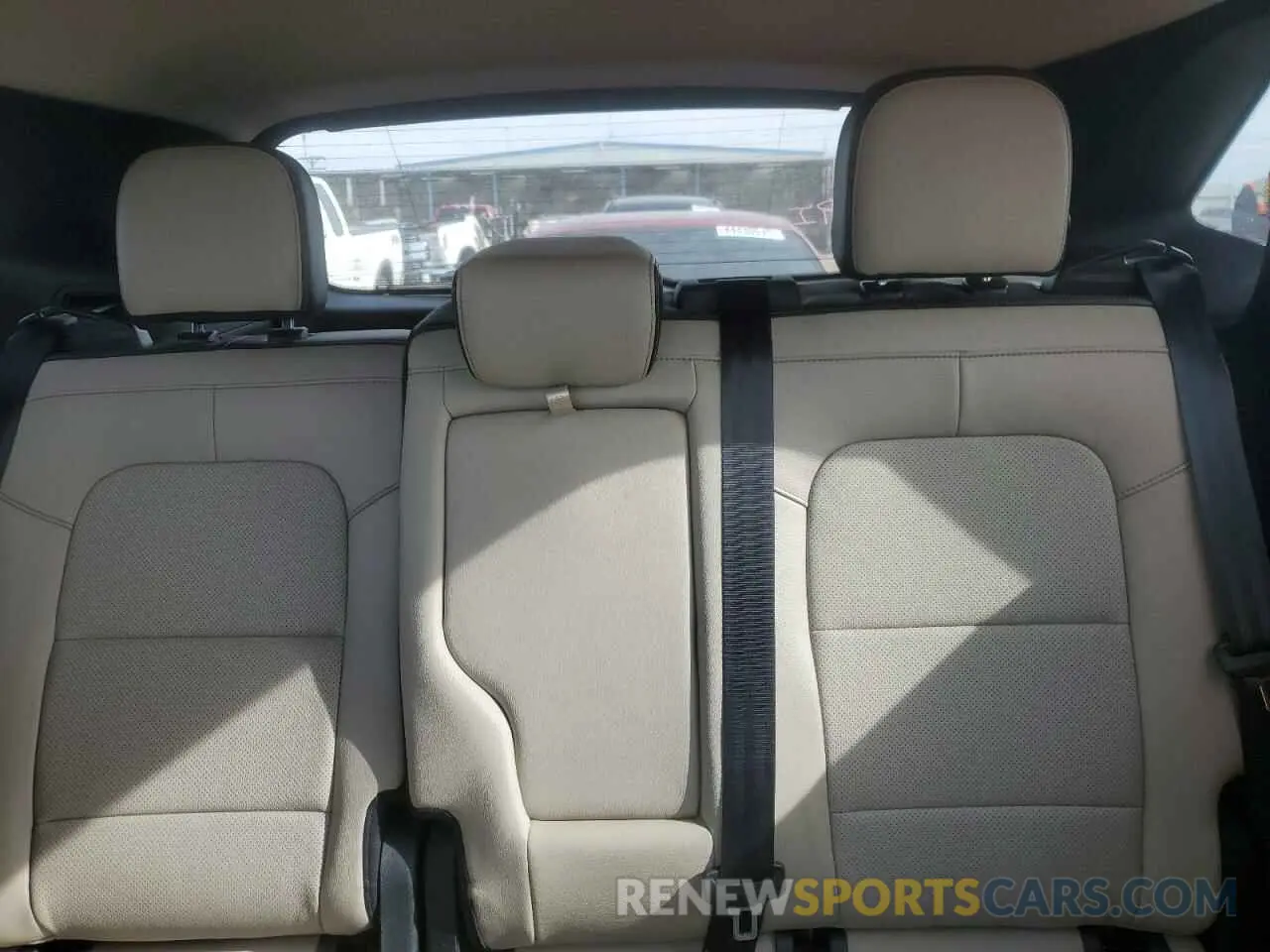 10 fotografías del automóvil dañado 1FMCU9J99LUB07446 FORD ESCAPE 2020
