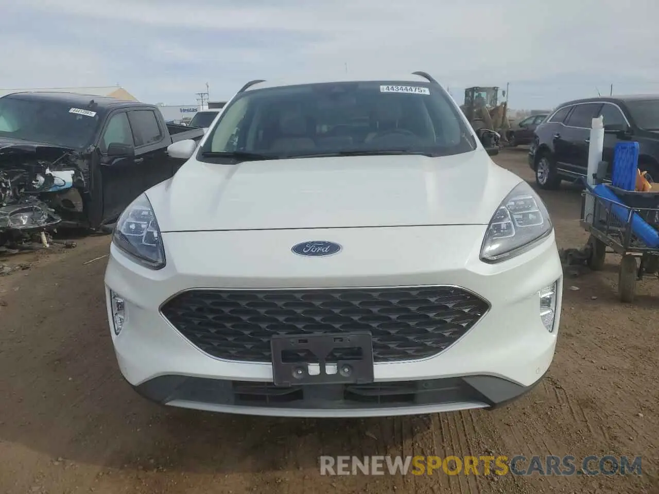 5 fotografías del automóvil dañado 1FMCU9J99LUB07446 FORD ESCAPE 2020