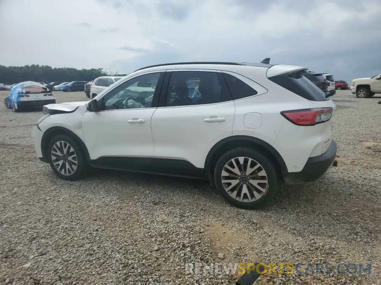 2 fotografías del automóvil dañado 1FMCU9J9XLUB57675 FORD ESCAPE 2020