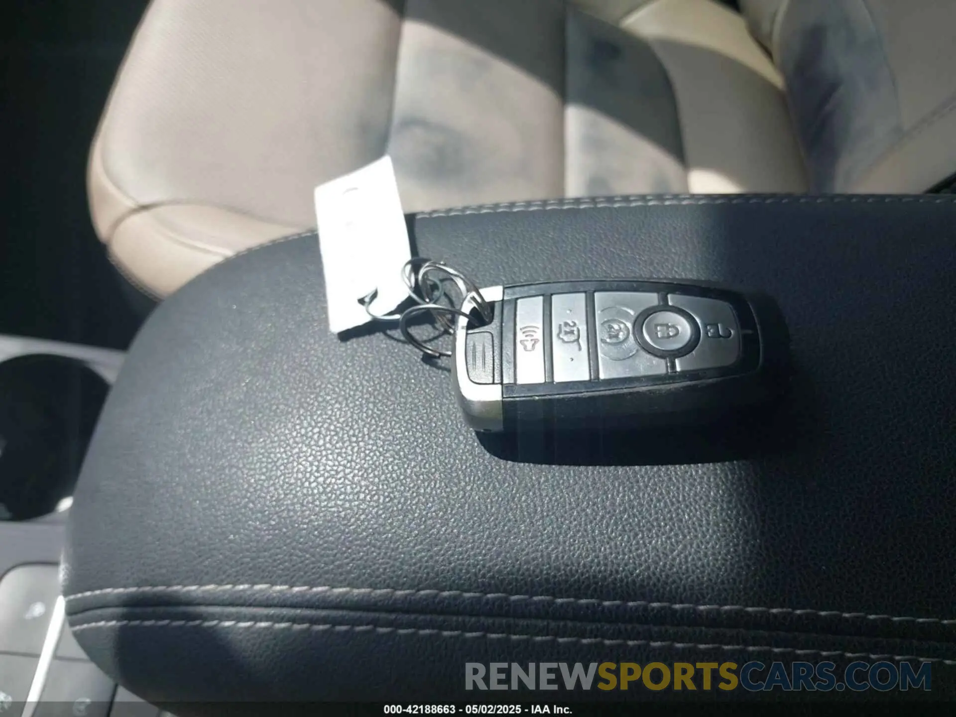 11 fotografías del automóvil dañado 1FMCU9J9XLUB89946 FORD ESCAPE 2020