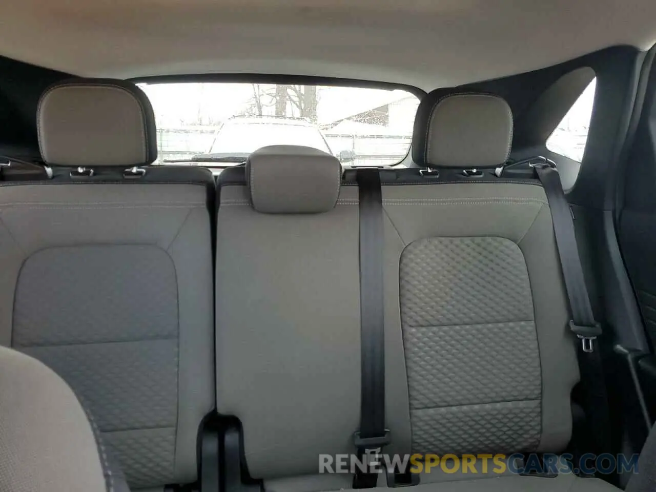 10 fotografías del automóvil dañado 1FMCU0BZ1MUA03951 FORD ESCAPE 2021