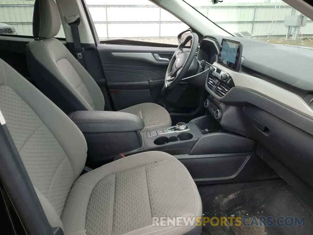 7 fotografías del automóvil dañado 1FMCU0BZ1MUA03951 FORD ESCAPE 2021