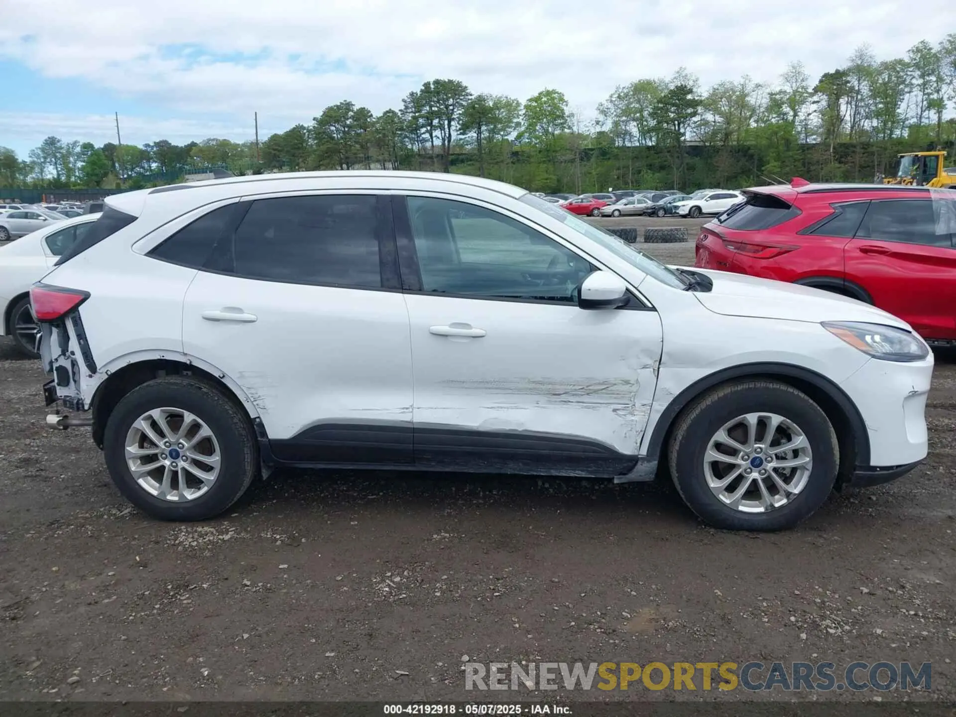 13 fotografías del automóvil dañado 1FMCU0BZ3MUB23654 FORD ESCAPE 2021
