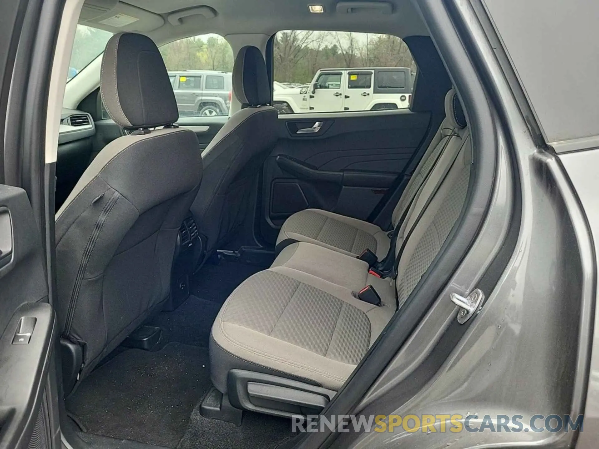 16 fotografías del automóvil dañado 1FMCU0BZ7MUB07411 FORD ESCAPE 2021