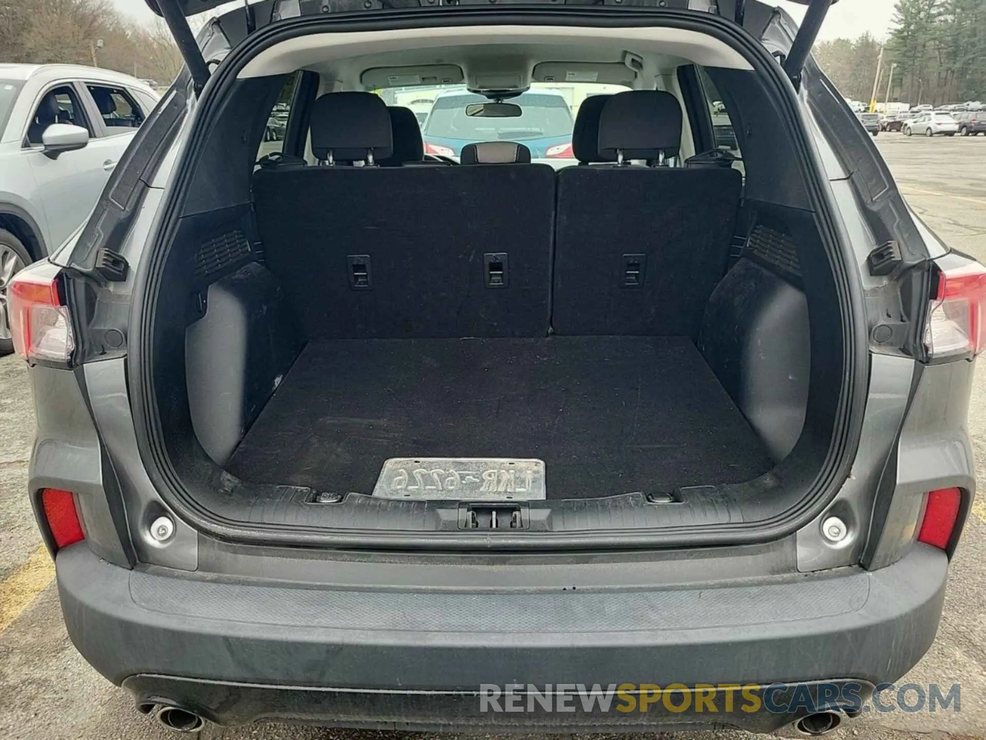 19 fotografías del automóvil dañado 1FMCU0BZ7MUB07411 FORD ESCAPE 2021