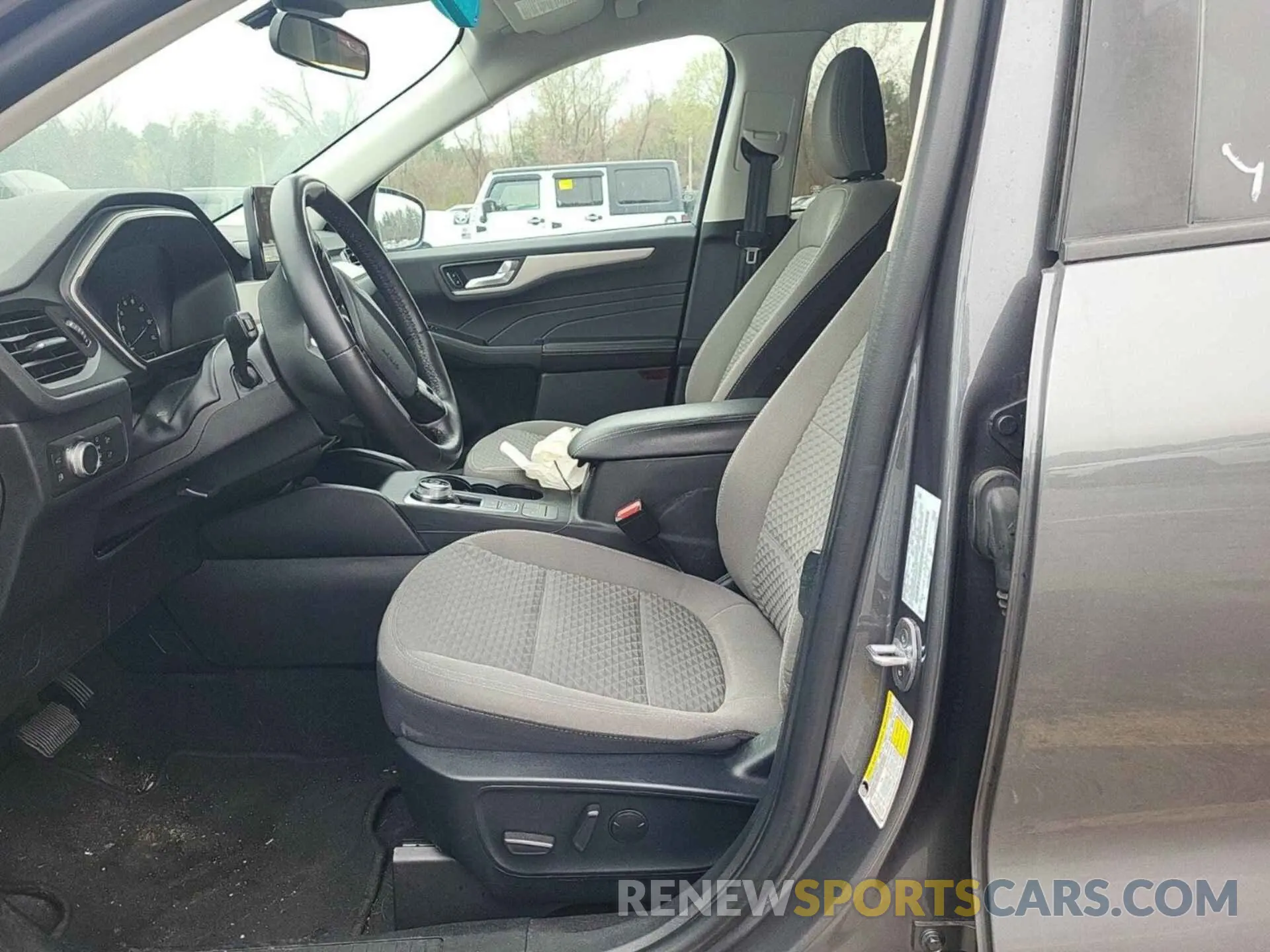 7 fotografías del automóvil dañado 1FMCU0BZ7MUB07411 FORD ESCAPE 2021