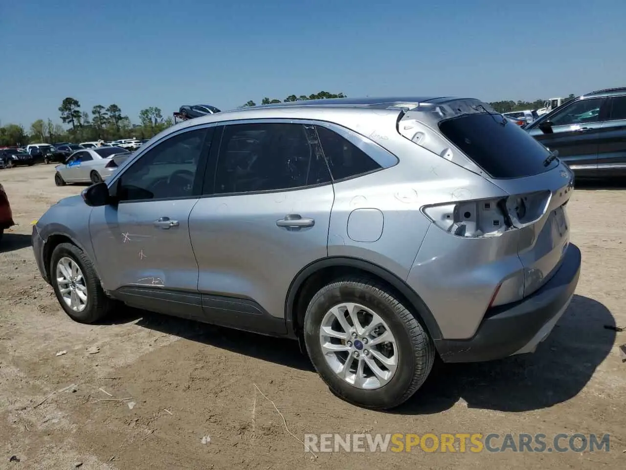 2 fotografías del automóvil dañado 1FMCU0BZ9MUB16739 FORD ESCAPE 2021