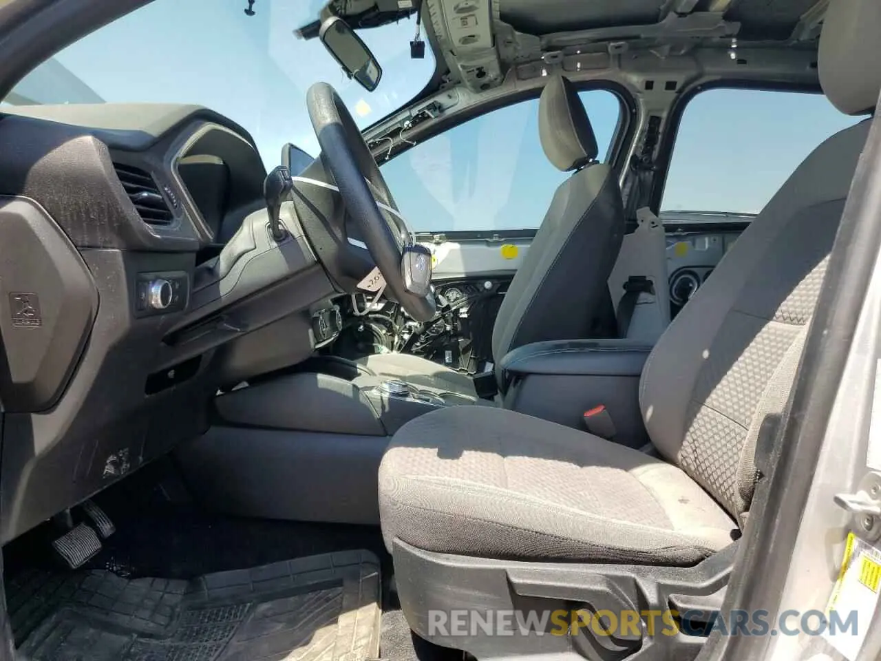 7 fotografías del automóvil dañado 1FMCU0BZ9MUB16739 FORD ESCAPE 2021