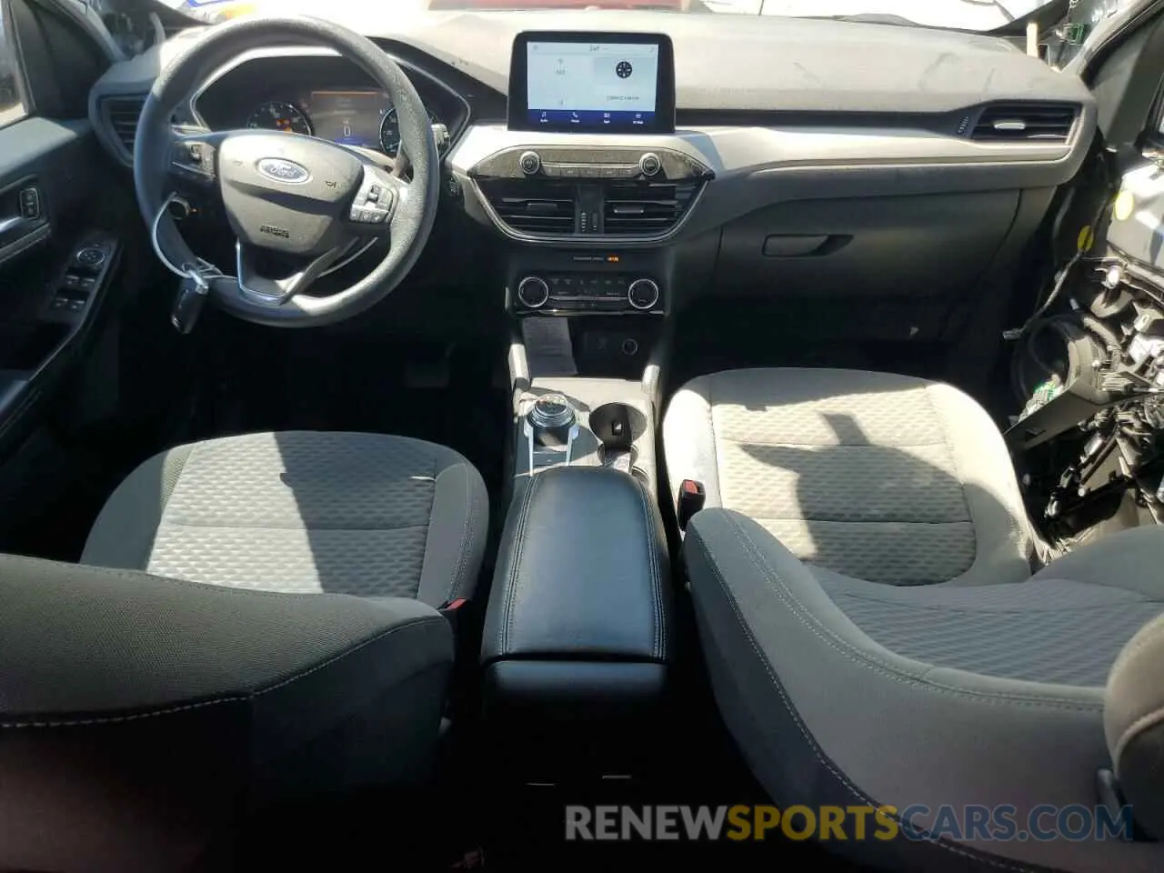 8 fotografías del automóvil dañado 1FMCU0BZ9MUB16739 FORD ESCAPE 2021